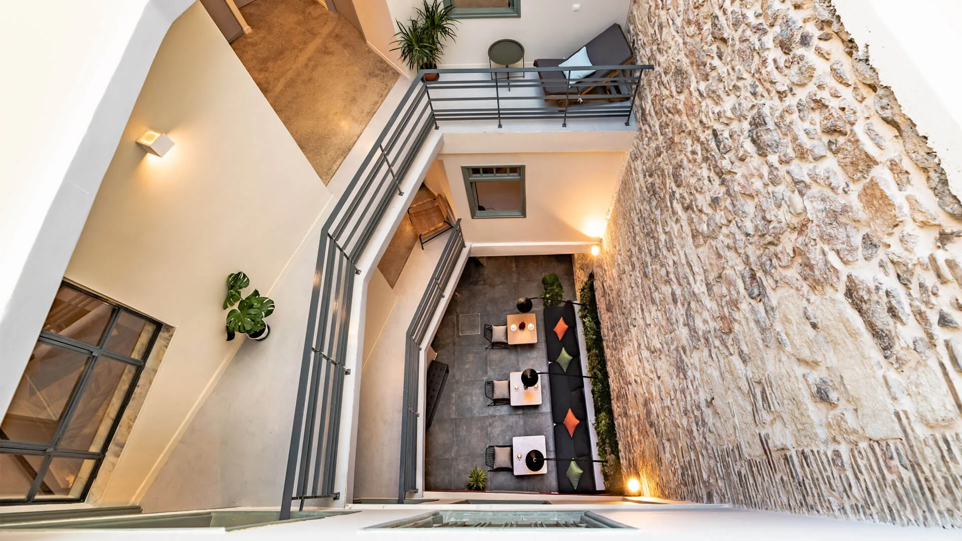 Gazi Hub Hostel-About