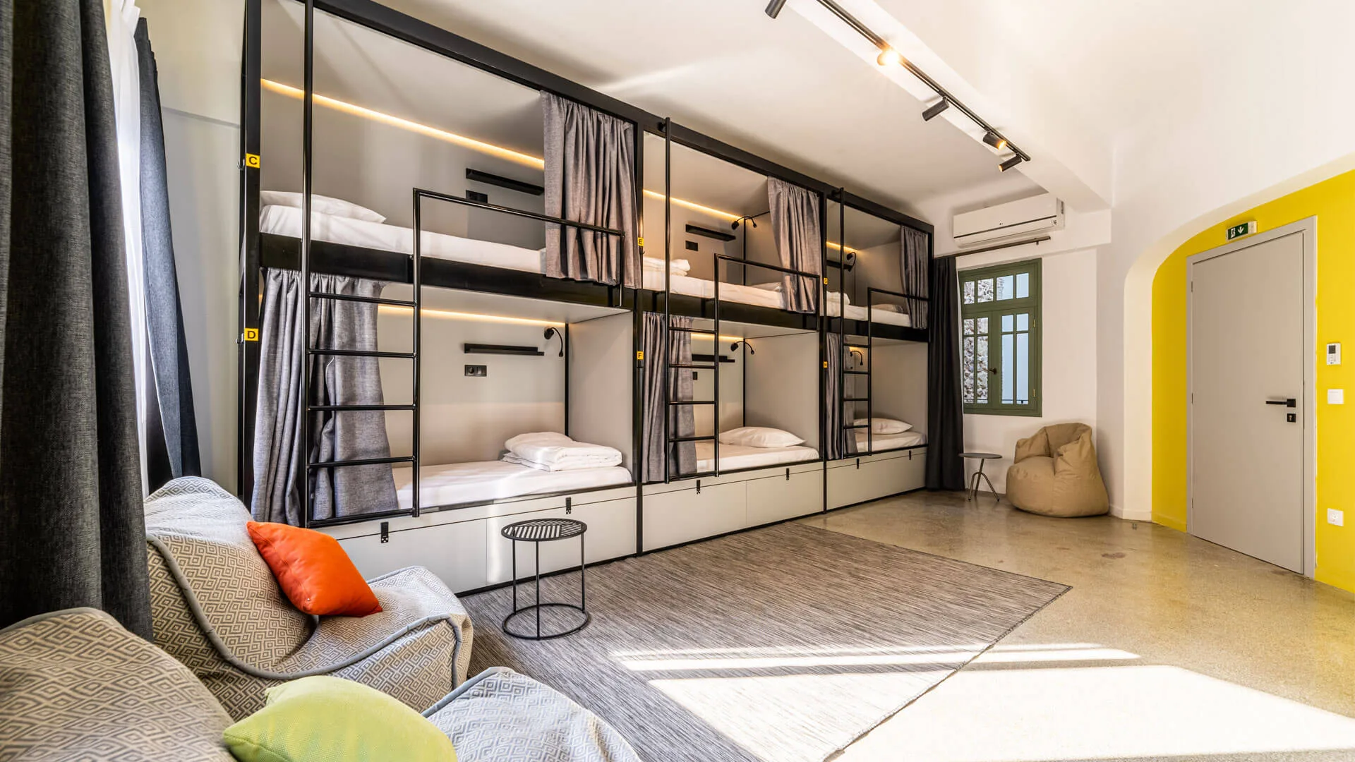 Gazi Hub Hostel-Accommodation